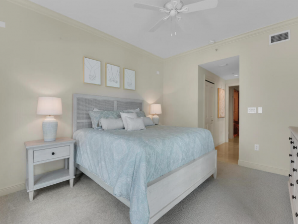 Downtown Naples Luxury Two Bedroom Waterfront Residence